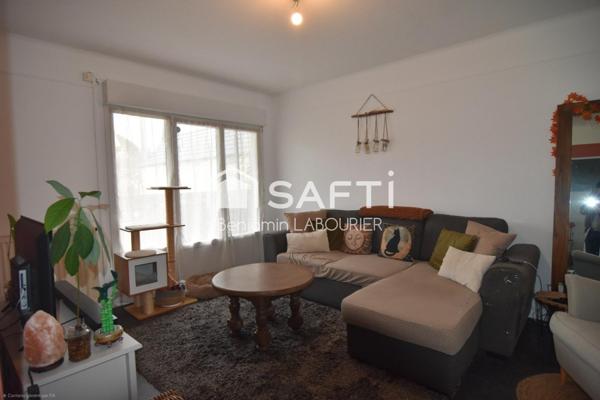 Immeuble de rapport avec garages et parking