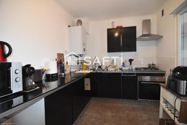 Immeuble de rapport avec garages et parking