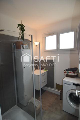 Immeuble de rapport avec garages et parking