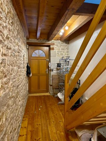 Appartement T5 rénové de 134 m2 en duplex