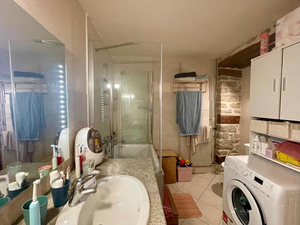 Appartement T5 rénové de 134 m2 en duplex