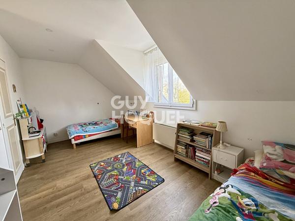 Maison Epone 8 pièces 4 chambres 171m2 - Double garage