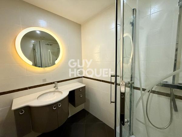 Maison Epone 8 pièces 4 chambres 171m2 - Double garage