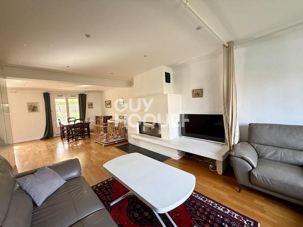 Maison Epone 8 pièces 4 chambres 171m2 - Double garage