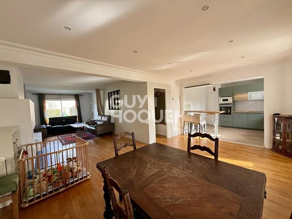 Maison Epone 8 pièces 4 chambres 171m2 - Double garage