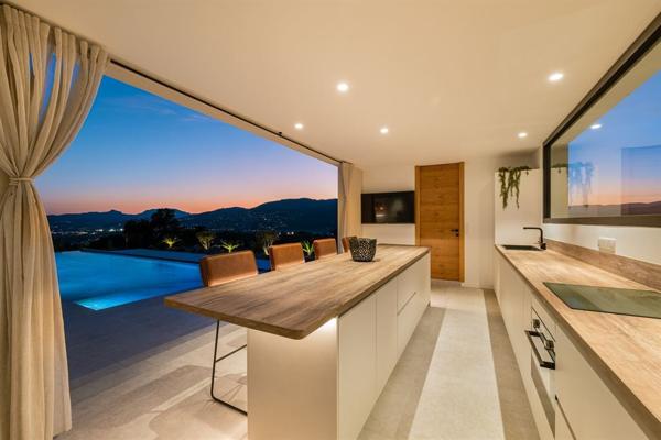 Vente Villa de luxe Mougins 10 Pièces 533 m²