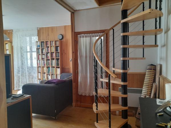 Glandage (26410) BAISSE DE PRIX !! BORNE/ GLANDAGE : Maison de village -Jardin 425m2