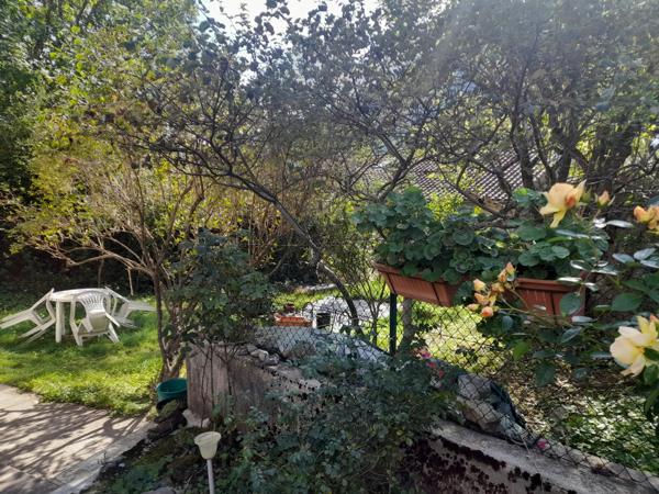 Glandage (26410) BAISSE DE PRIX !! BORNE/ GLANDAGE : Maison de village -Jardin 425m2