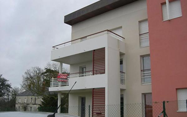 Appartement à louer    1 pièce •  Saint-Avertin