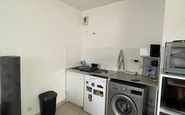 Appartement à louer    1 pièce •  Saint-Avertin