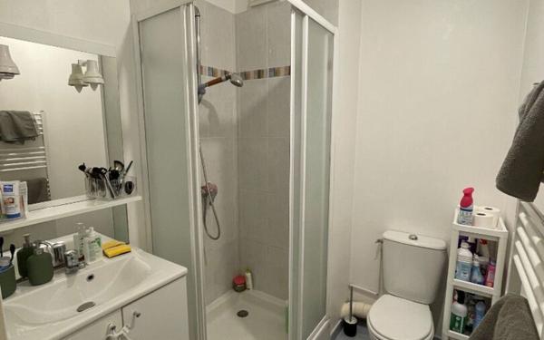 Appartement à louer    1 pièce •  Saint-Avertin