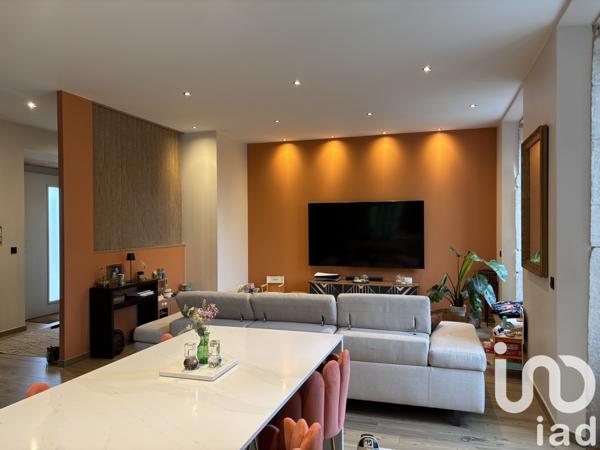 Maison à vendre 5 pièces 116 m² Guéreins