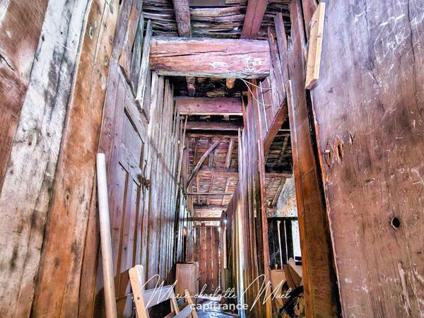 Plateau brut - Grenier de 109 m² à Pont-de-Vaux