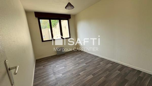 Maison à rénover avec grand jardin arboré & dégagé