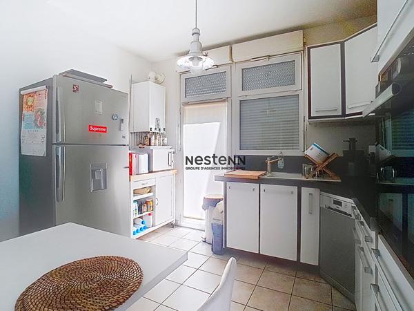 A vendre à Grenoble - appartement de type T3 récent avec deux terrasses