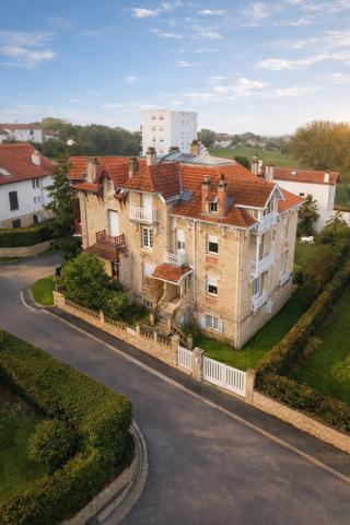 Vente Maison de luxe Biarritz 12 Pièces 305 m²