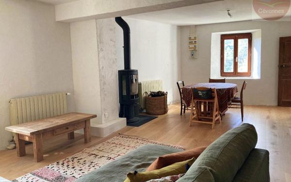 Maison à vendre    4 pièces • 130 m2 Le Pompidou