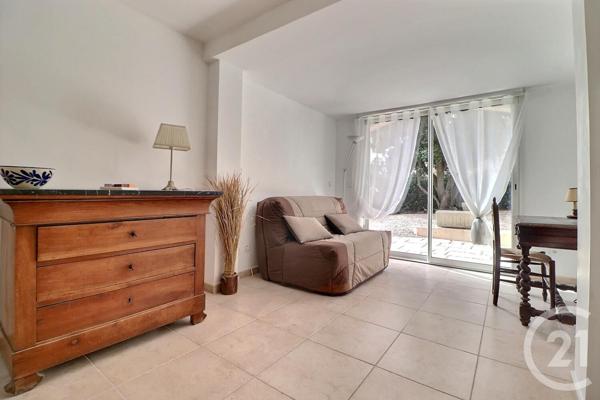 Maison à vendre  6 pièces - 130 m2 ST RAPHAEL - 83