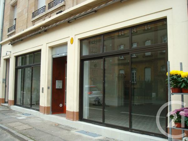 Immeuble à vendre  449,39 m 2   MONTIGNY LES METZ  - 57
