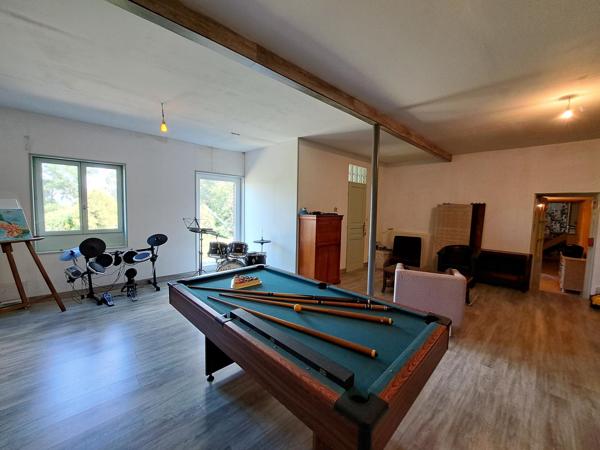 Ensemble immobilier à 10 minutes de Bergues – 450 m² habitables – Rentabilité immédiate et fort potentiel !