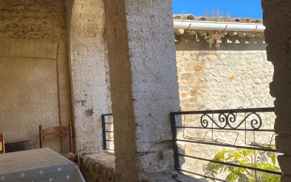 Appartement à louer    3 pièces •  Molières-sur-Cèze