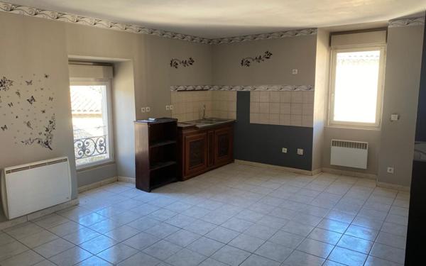 Appartement à louer    3 pièces •  Molières-sur-Cèze