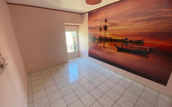 Appartement à louer    3 pièces •  Molières-sur-Cèze