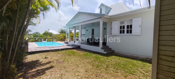Location
                Villa125 m² - 4 Pièces -
                    SAINTE ANNE (97180)