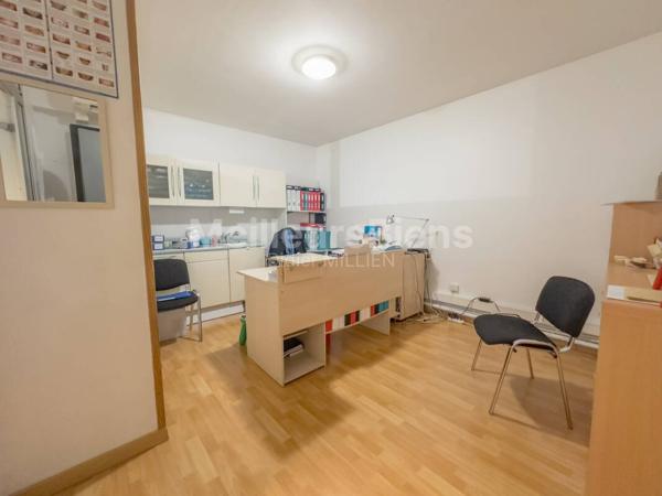 ensemble local commercial / bureaux / cabinets medicaux