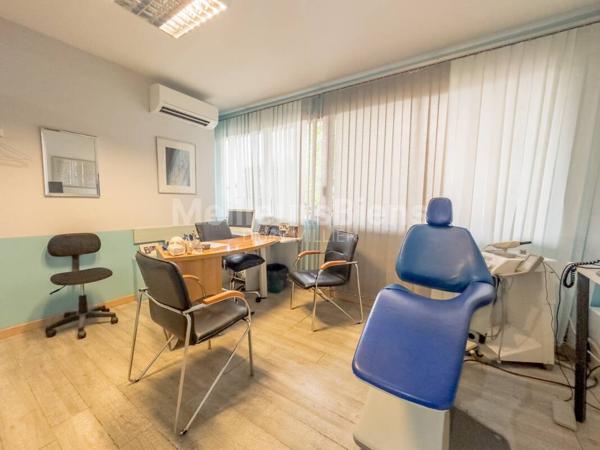 ensemble local commercial / bureaux / cabinets medicaux