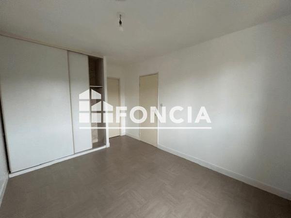 Location Appartement 2 pièces 38.6 m² - 93 RUE DE CONDE La Ferte Sous Jouarre 77260