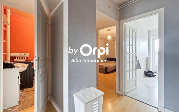 Appartement à vendre    2 pièces • 46,95 m2 Montluçon