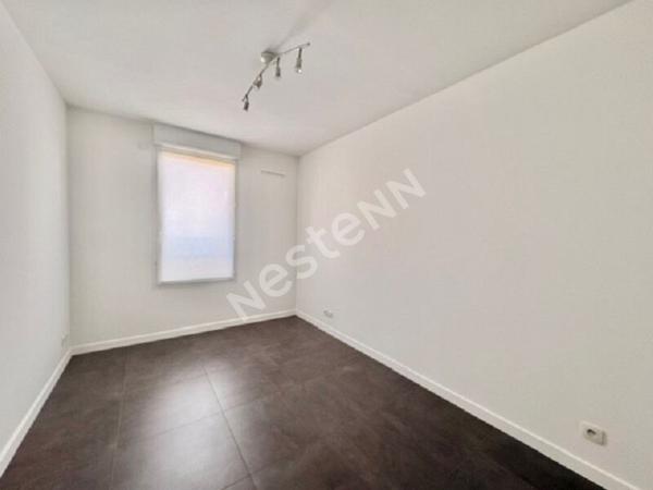 Appartement 95 m² T4 Marseille 8èm Prado Dernier Etage, Box double Terrasse vue Dégagée