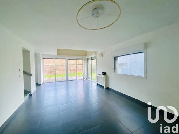 Maison 3 pièces de 81 m² à Seclin (59113)