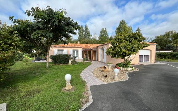 Maison à vendre    5 pièces •  Salles-sur-Mer