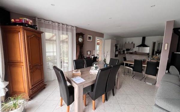 Maison à vendre    5 pièces •  Salles-sur-Mer