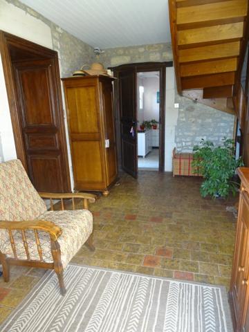 Maison à vendre 8 pièces HIERSAC (16)