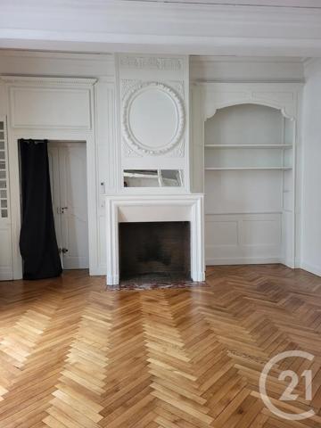 Immeuble à vendre  230 m 2   CASTRES  - 81