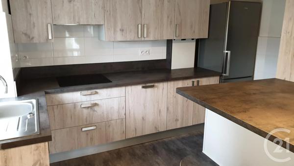 Immeuble à vendre  230 m 2   CASTRES  - 81