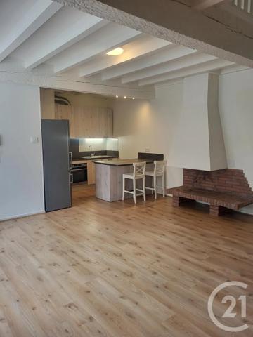 Immeuble à vendre  230 m 2   CASTRES  - 81