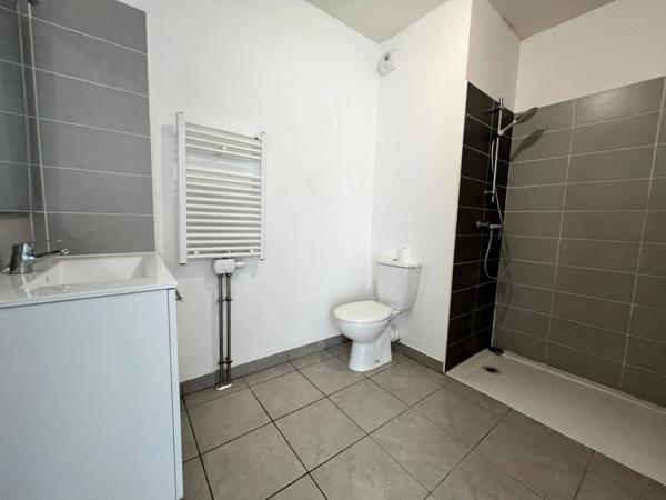 Appartement à louer 3 pièces BEAUZELLE (31)