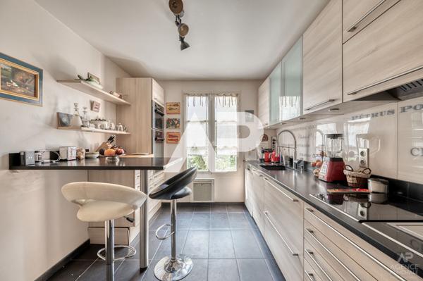 Maison Rueil Malmaison 7 pièce(s) 163.03 m2 1 139 000 € ** - Référence 19728