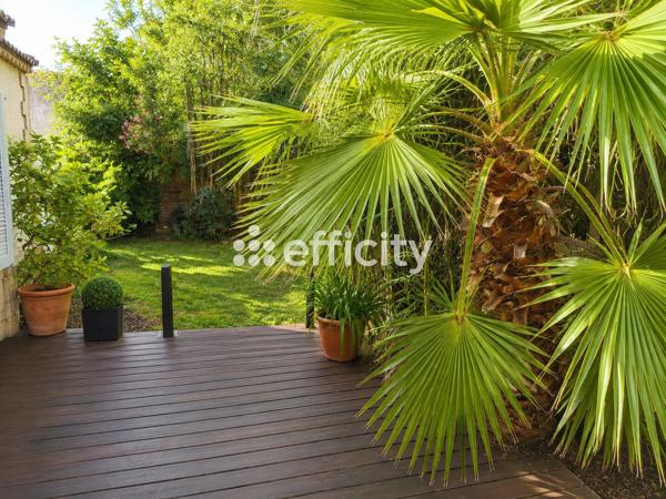 Maison
         5 pièces
        - 106 m² Exclusivité 229 000 € *