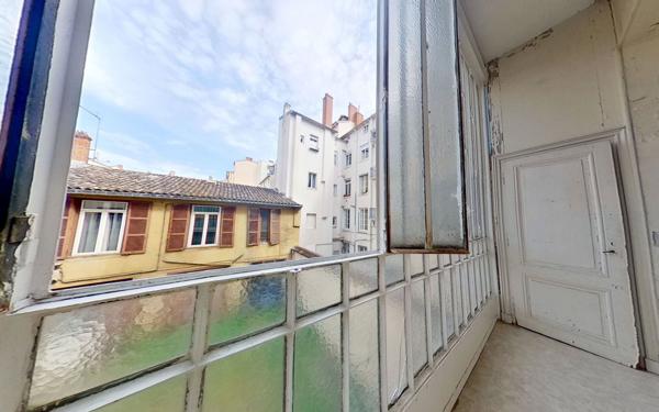 Appartement à vendre    2 pièces • 25,34 m2 Lyon 6