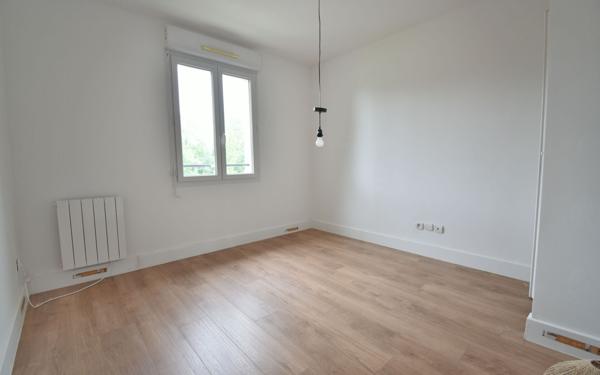 Maison à vendre    4 pièces •  Villieu-Loyes-Mollon