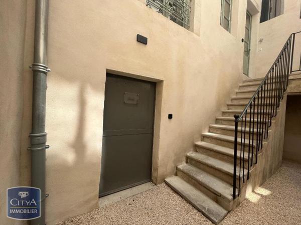 Appartement à louer 3 pièces 70.5m² Nîmes (30000)