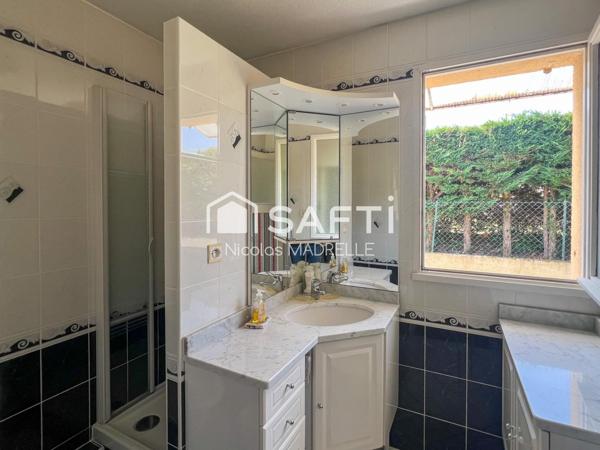 Maison 6 pièces 136 m2 à 15 min de BORDEAUX