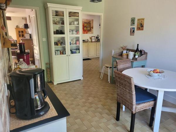 Maison Fontenay Le Comte 10 pièce(s) 208 m2
