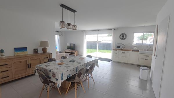 Maison contemporaine de plain-pied Le Poire Sur Vie 4 pièce(s) 90.44 m2