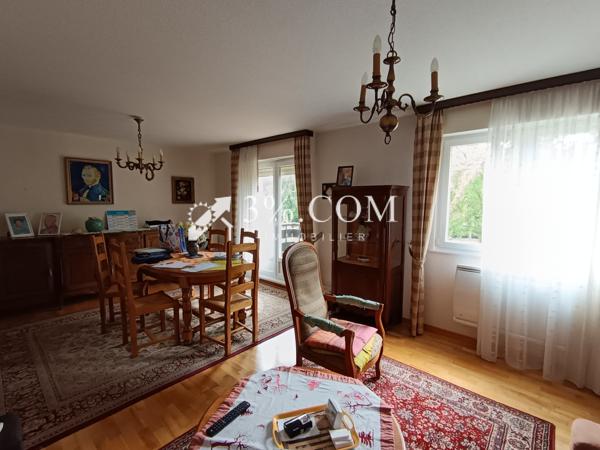 Appartement
                                                                                                                                                                                                                                                                                                                        3 pièce(s)                                                                                                                                                                                                          2 chambre(s)                                                                                                                                                                                                          73  m²